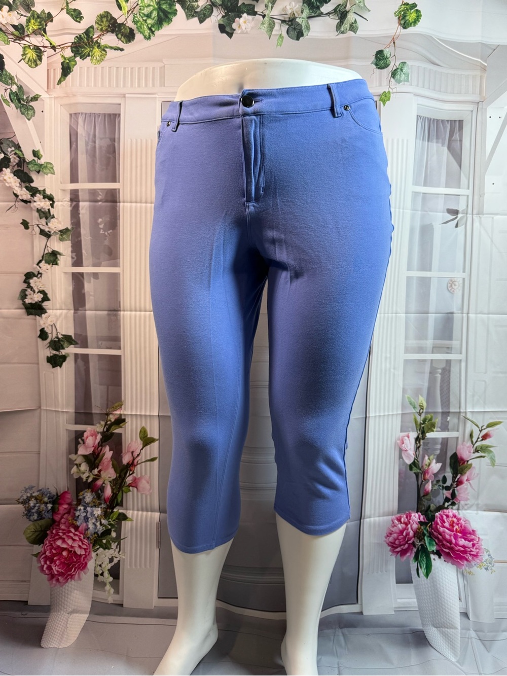 387-Cato Lavender Blue Capri Pants